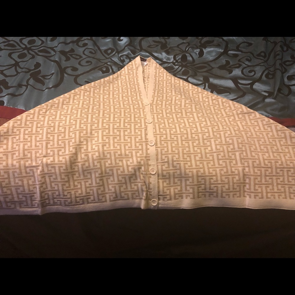 Gold/Cream cape (Never Worn)